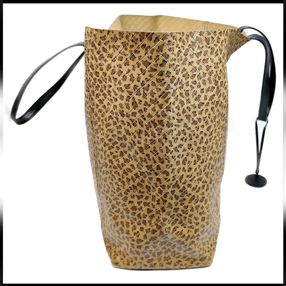 Sale🐆Bottega Veneta Mirage Intrecciato Leopard Leather Tote. - Picture 3 of 10